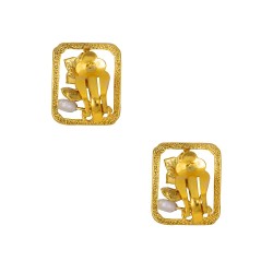 Σκουλαρίκια με λευκά μαργαριτάρια και βάση από ατσάλι με κλιπ - F126876